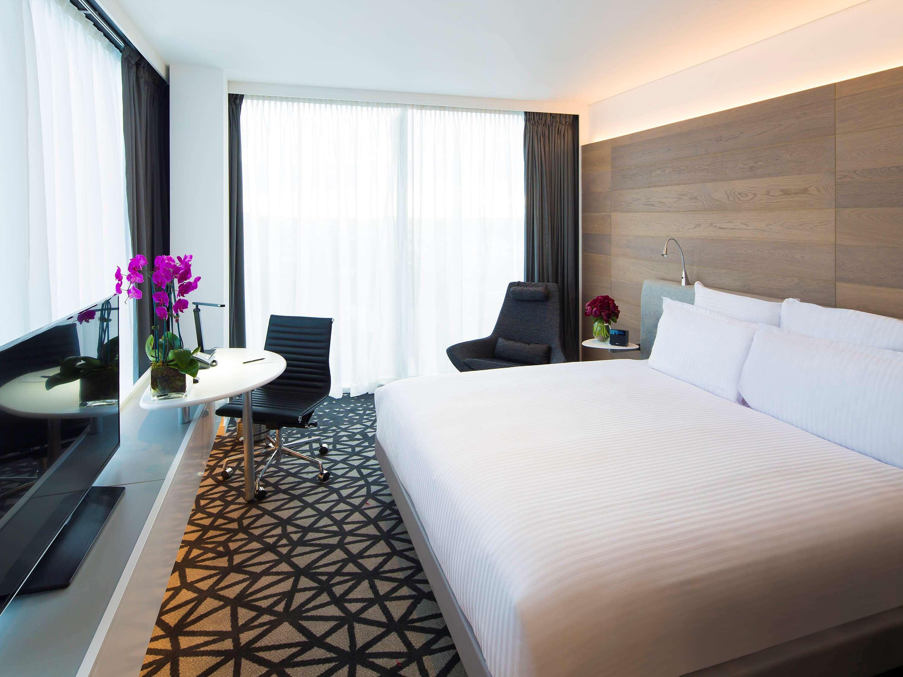 Pullman Sydney Airport Hotel Eksteriør billede Deluxe Room