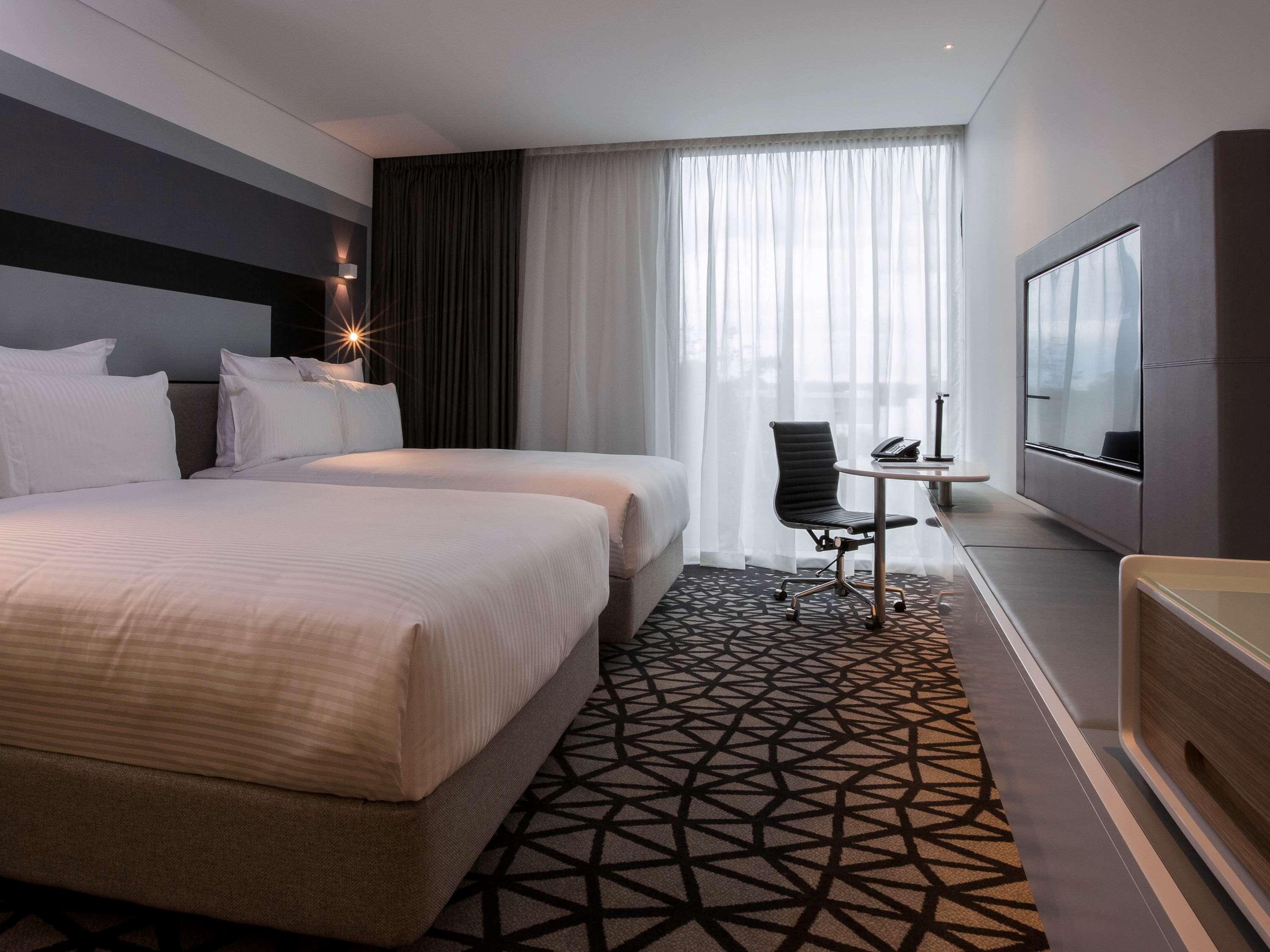 Pullman Sydney Airport Hotel Eksteriør billede A room at the hotel