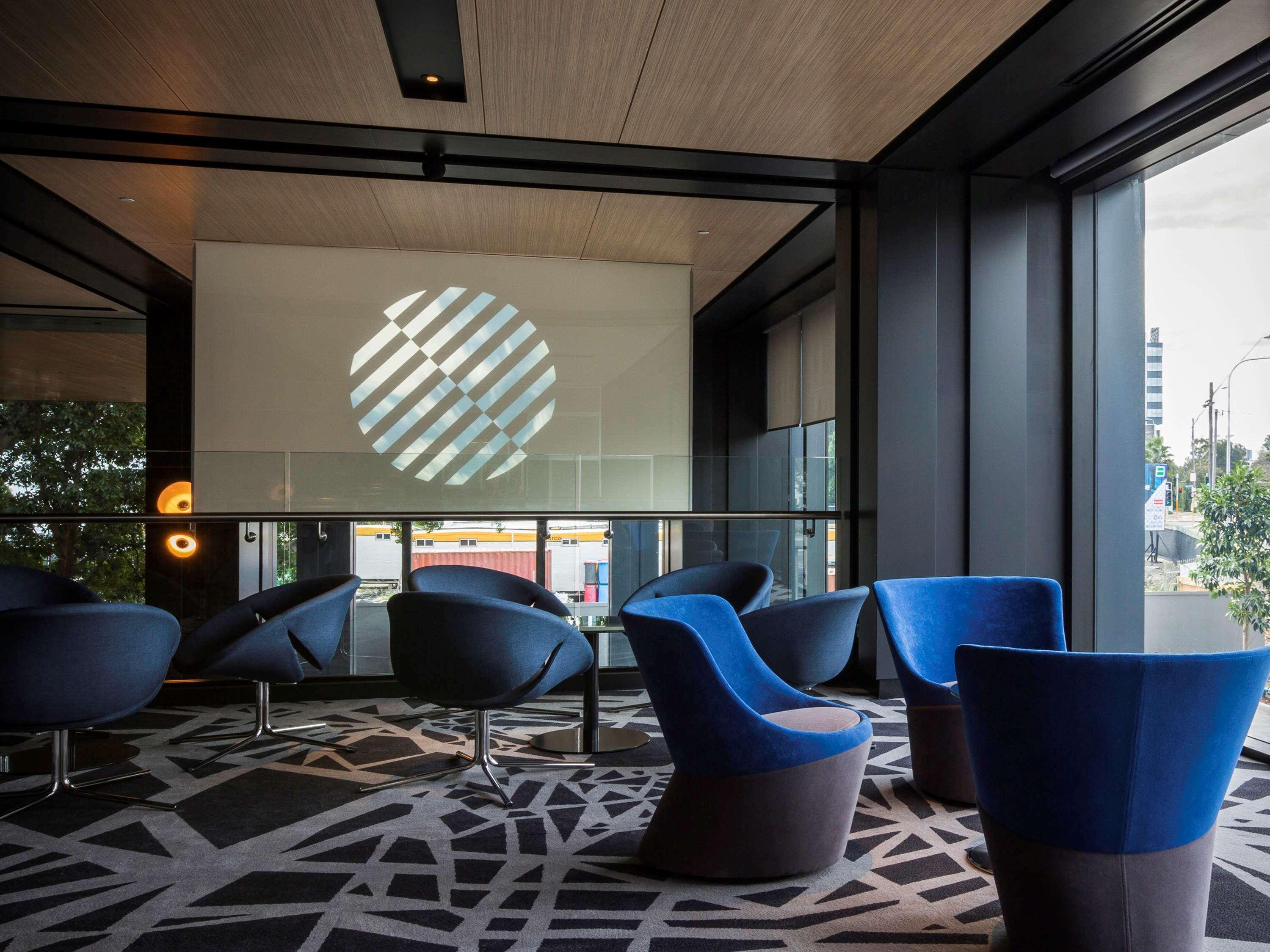Pullman Sydney Airport Hotel Eksteriør billede The lounge at the 10th floor