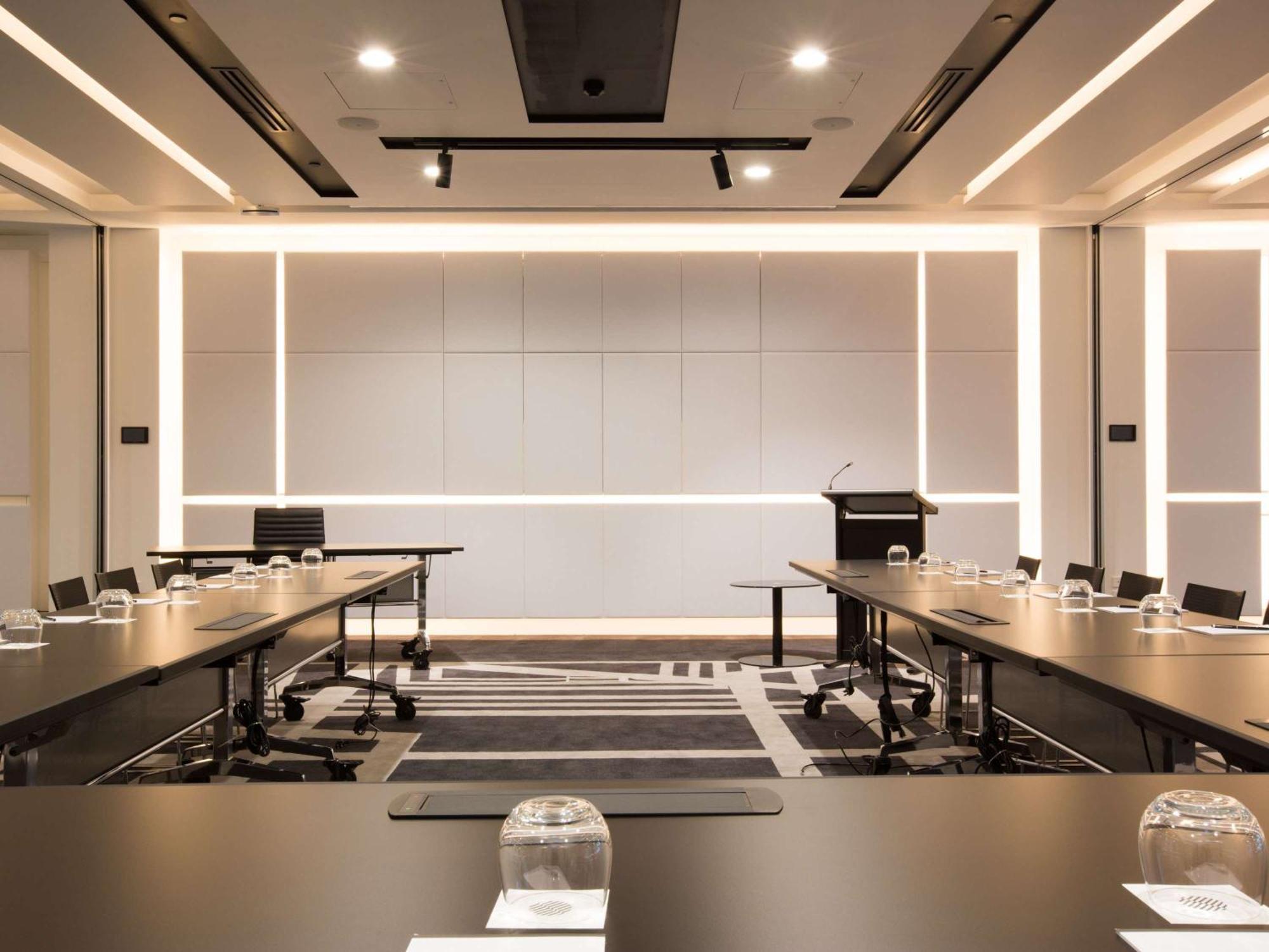 Pullman Sydney Airport Hotel Eksteriør billede Meeting room